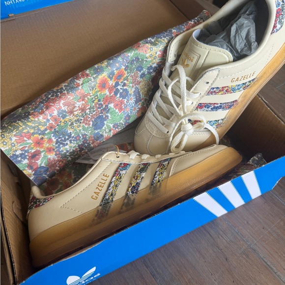 Adidas Gazelle Liberty of London size 7.5 - Picture 5 of 9